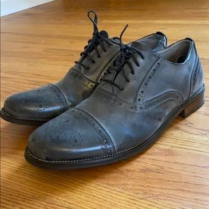 Men’s dress shoes